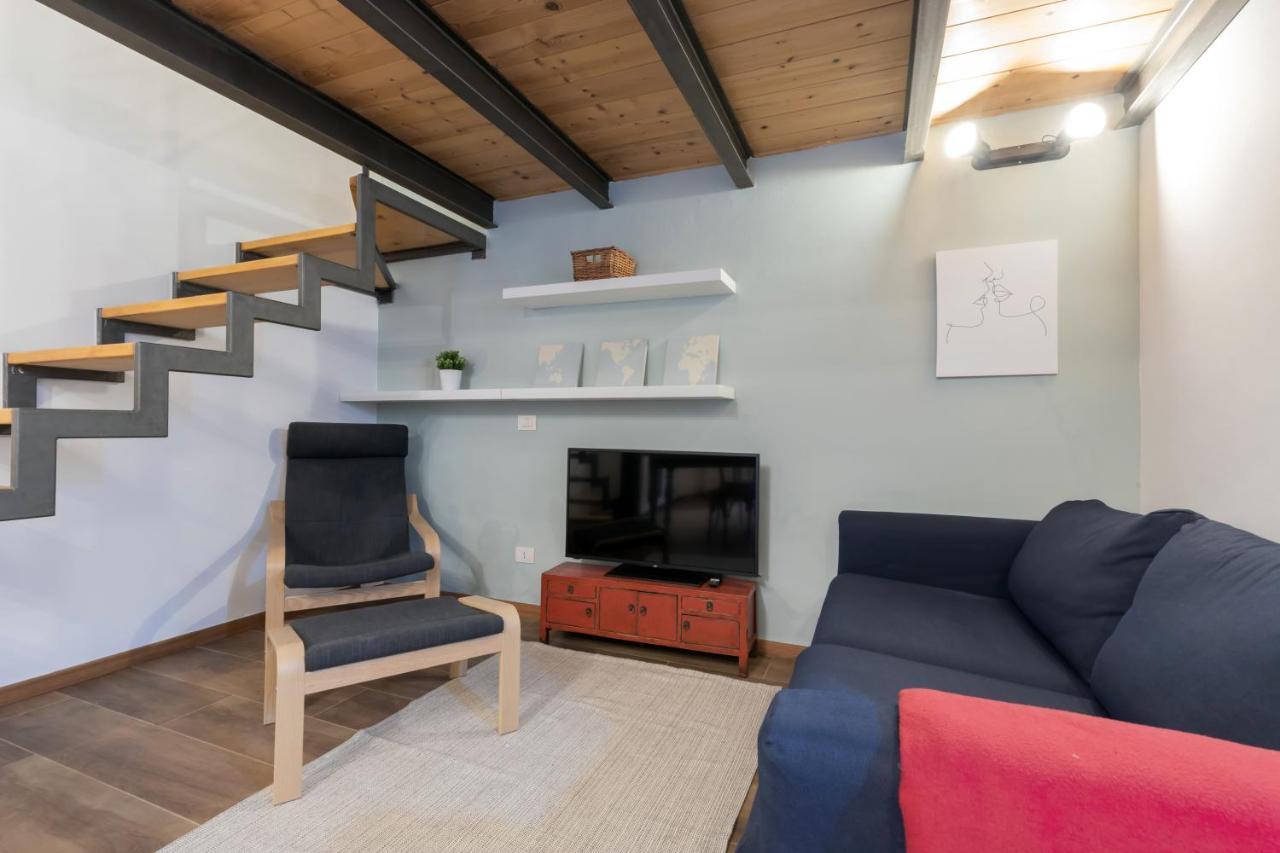 Appartamento Nolo Cozy Loft Milano Esterno foto